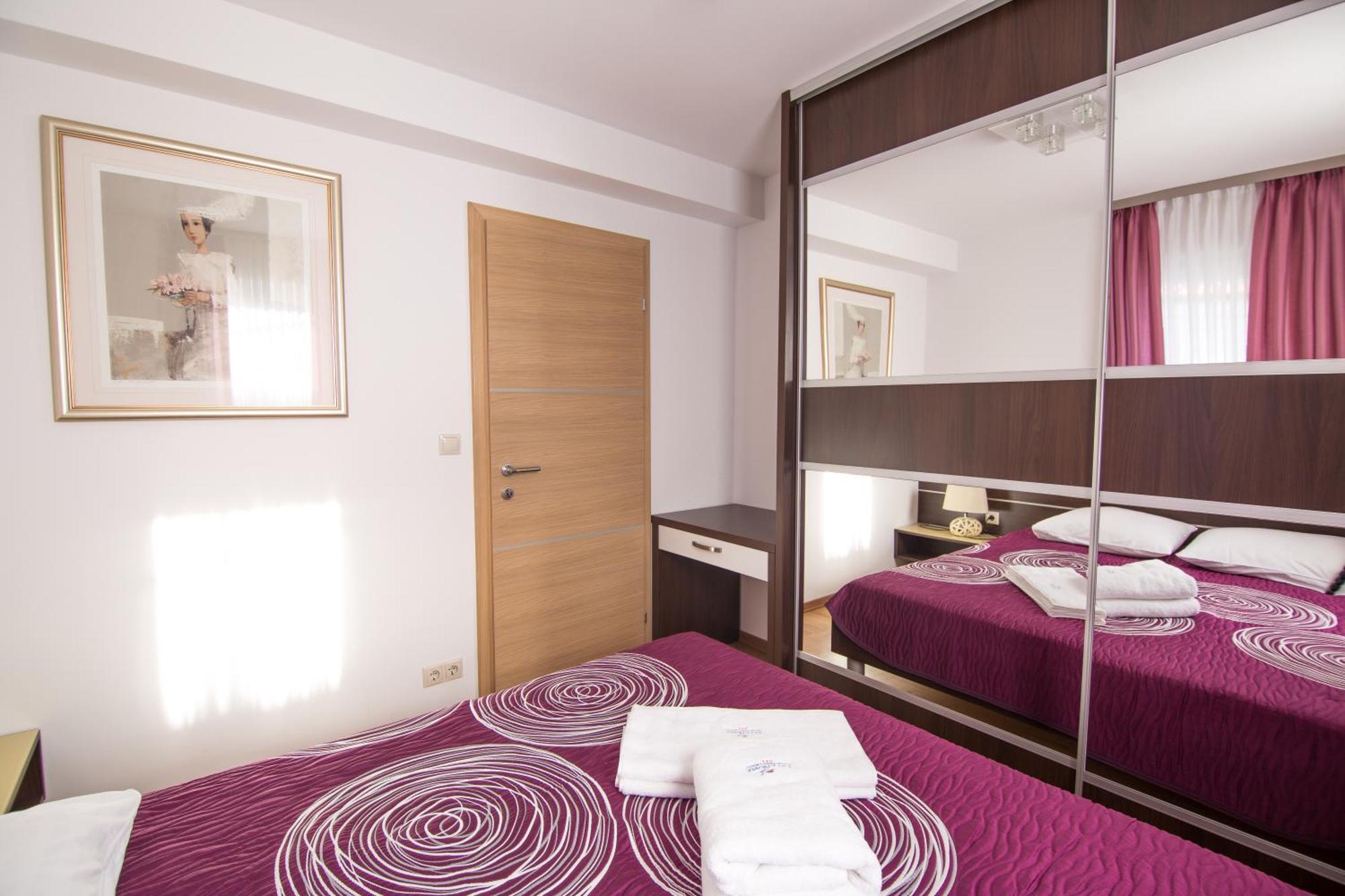 Apartments Villa Novak 1 Donji Okrug  Chambre photo