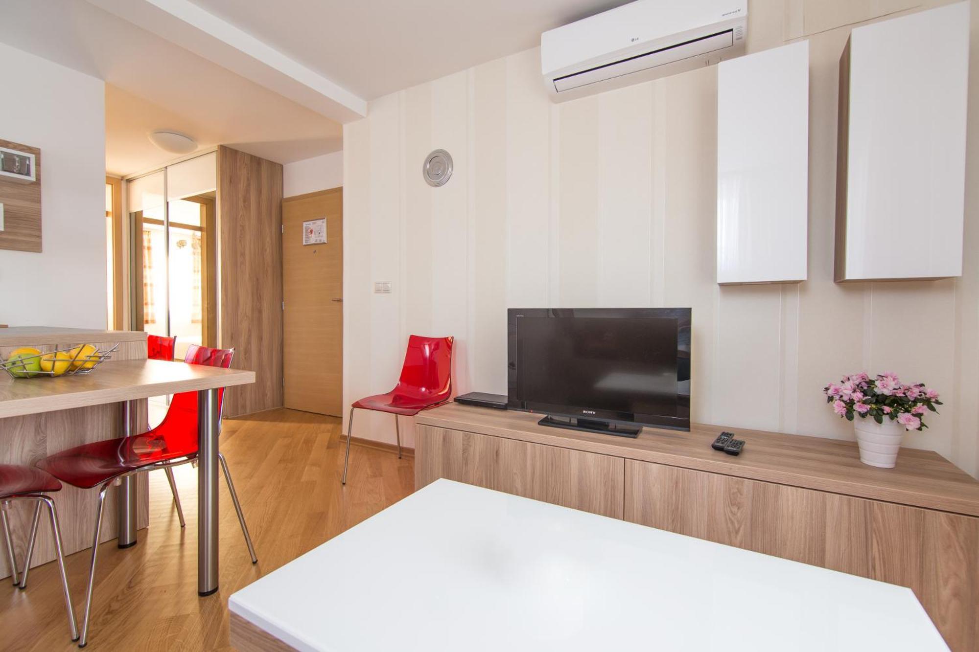 Apartments Villa Novak 1 Donji Okrug  Chambre photo
