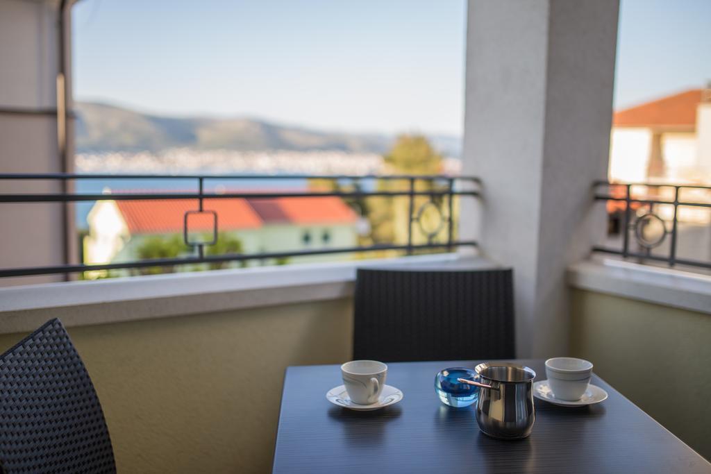 Apartments Villa Novak 1 Donji Okrug  Chambre photo