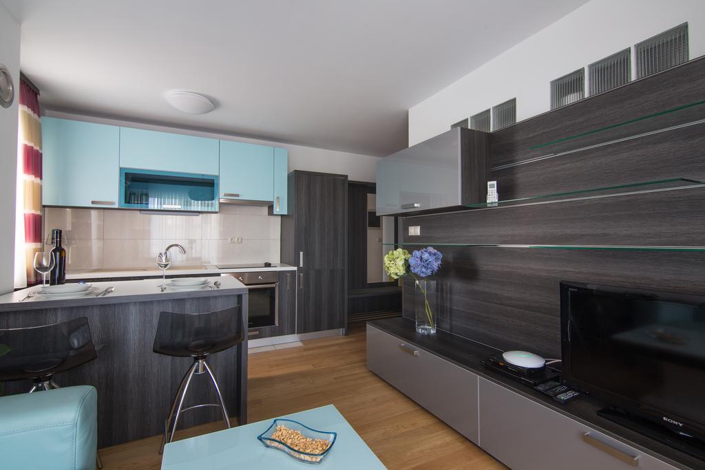 Apartments Villa Novak 1 Donji Okrug  Chambre photo