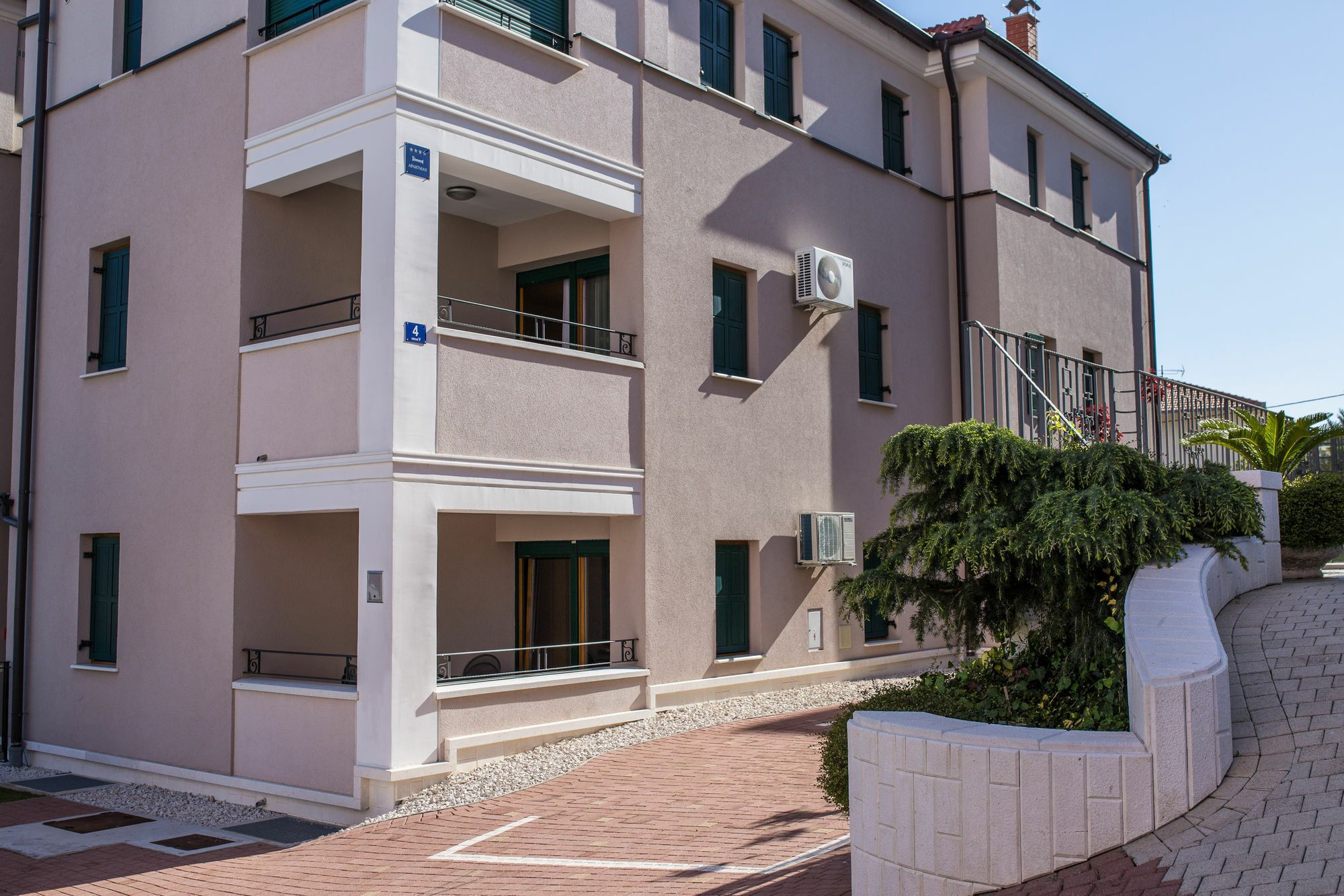 Apartments Villa Novak 1 Donji Okrug  Extérieur photo